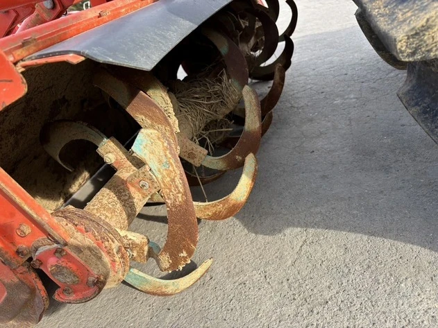 Трактор Kubota L255, снимка 5 - Селскостопанска техника - 55929781
