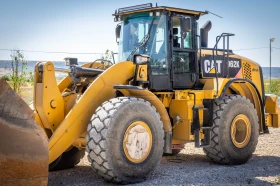 Обява за продажба на Челен товарач Cat 962K ~Цена по договаряне - изображение 1