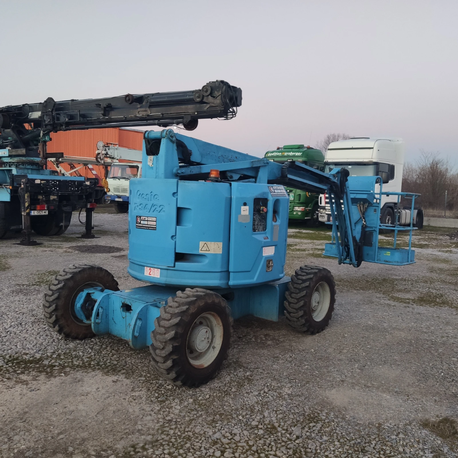 Автовишка Bizzocchi нов внос Германия, снимка 6 - Индустриална техника - 53717264