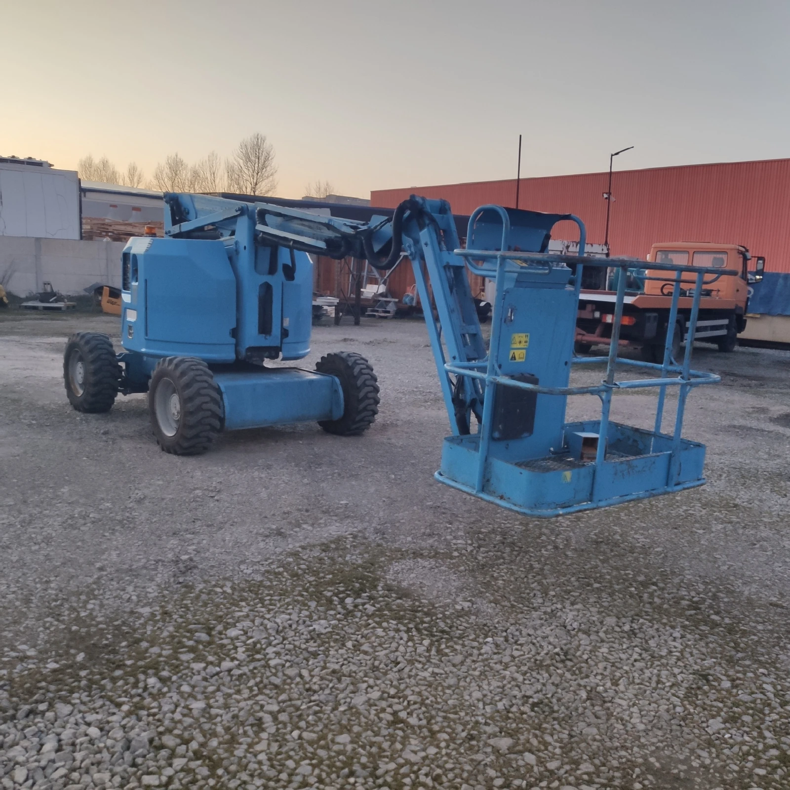 Автовишка Bizzocchi нов внос Германия, снимка 5 - Индустриална техника - 53717264