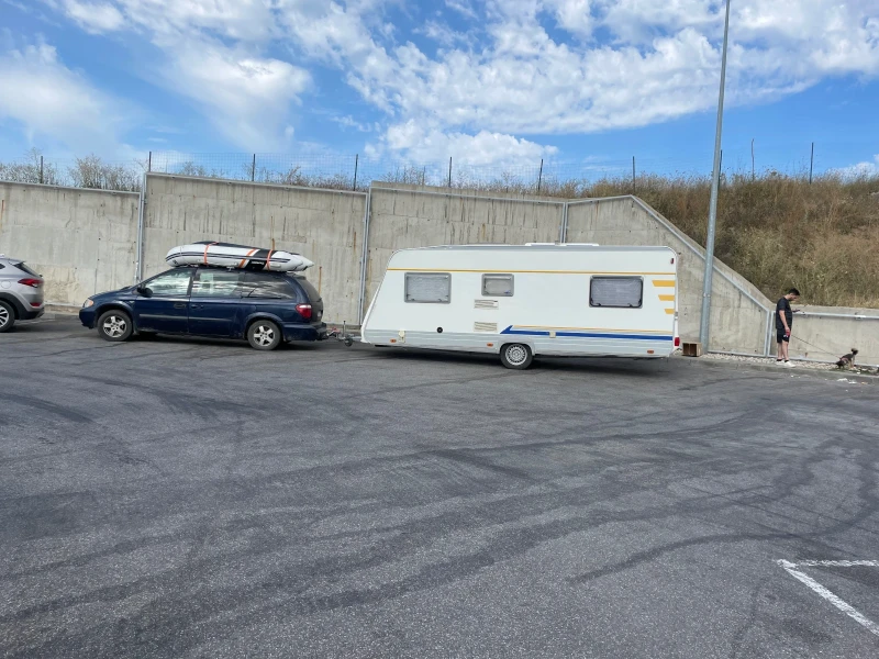 Каравана Bursner 530 TK, снимка 5 - Каравани и кемпери - 52230158