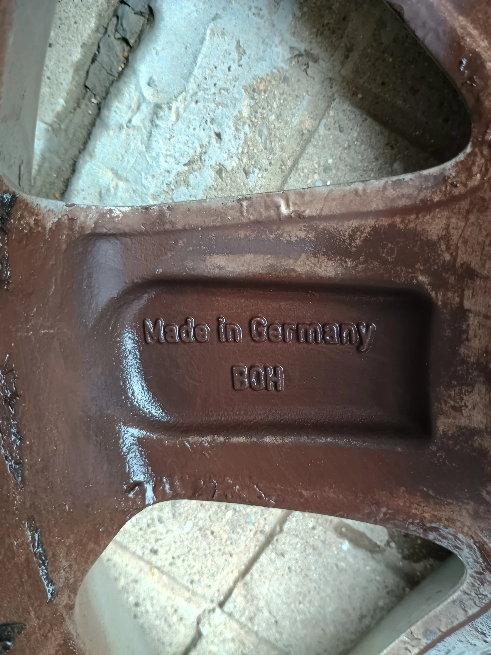 ���� � ������ 205/55R16 �� VW Passat | Mobile.bg � ����������� 10