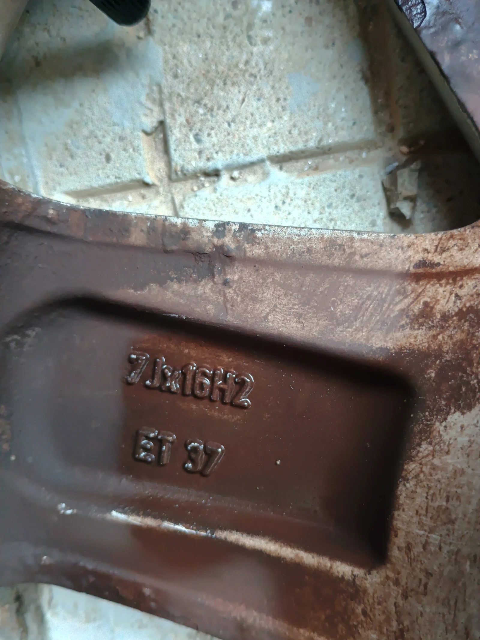 ���� � ������ 205/55R16 �� VW Passat | Mobile.bg � ����������� 11