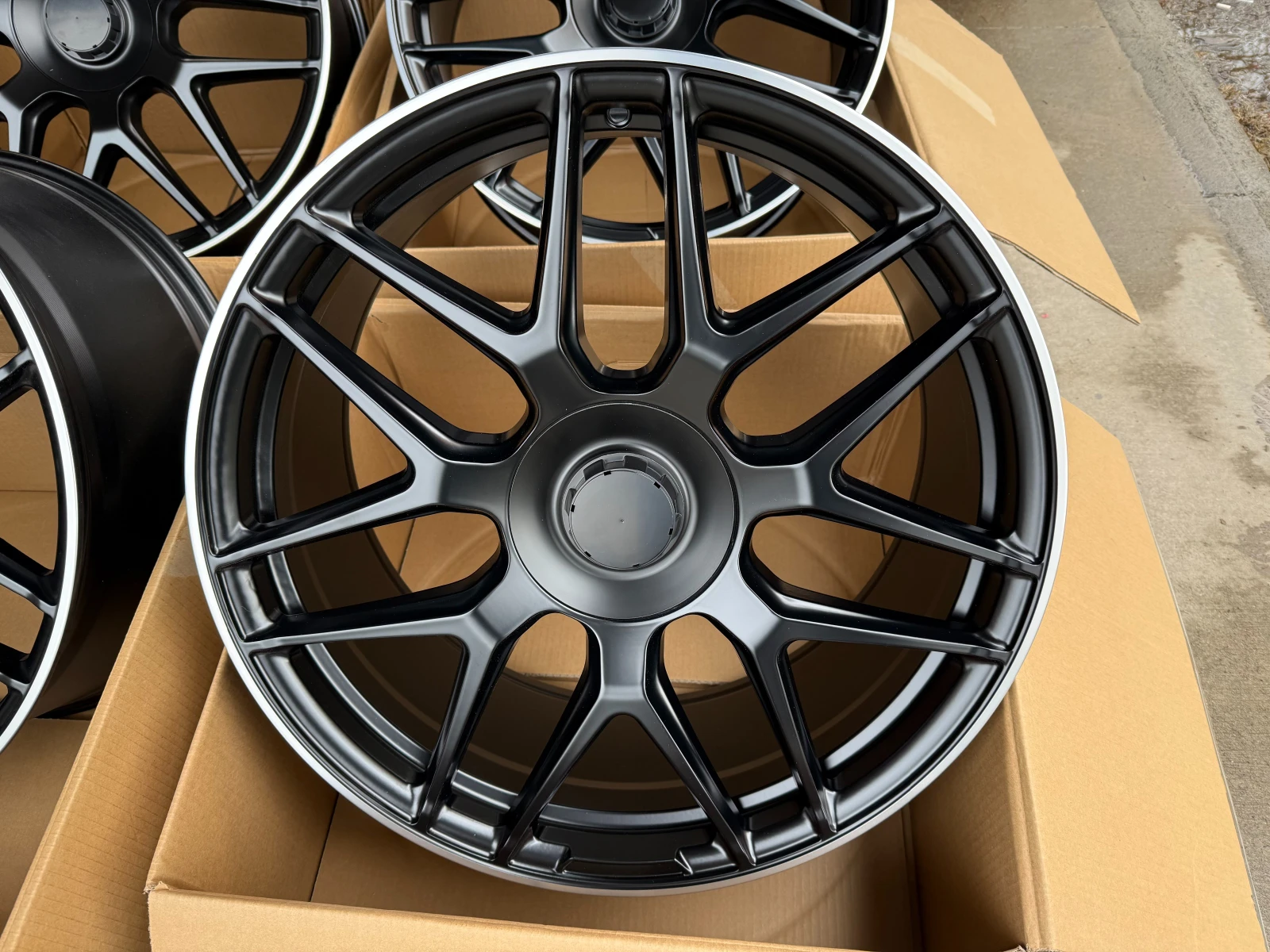 ������ | Mobile.bg � ����������� 3