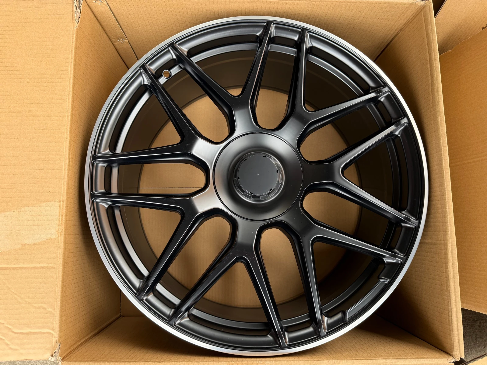 ������ | Mobile.bg � ����������� 9