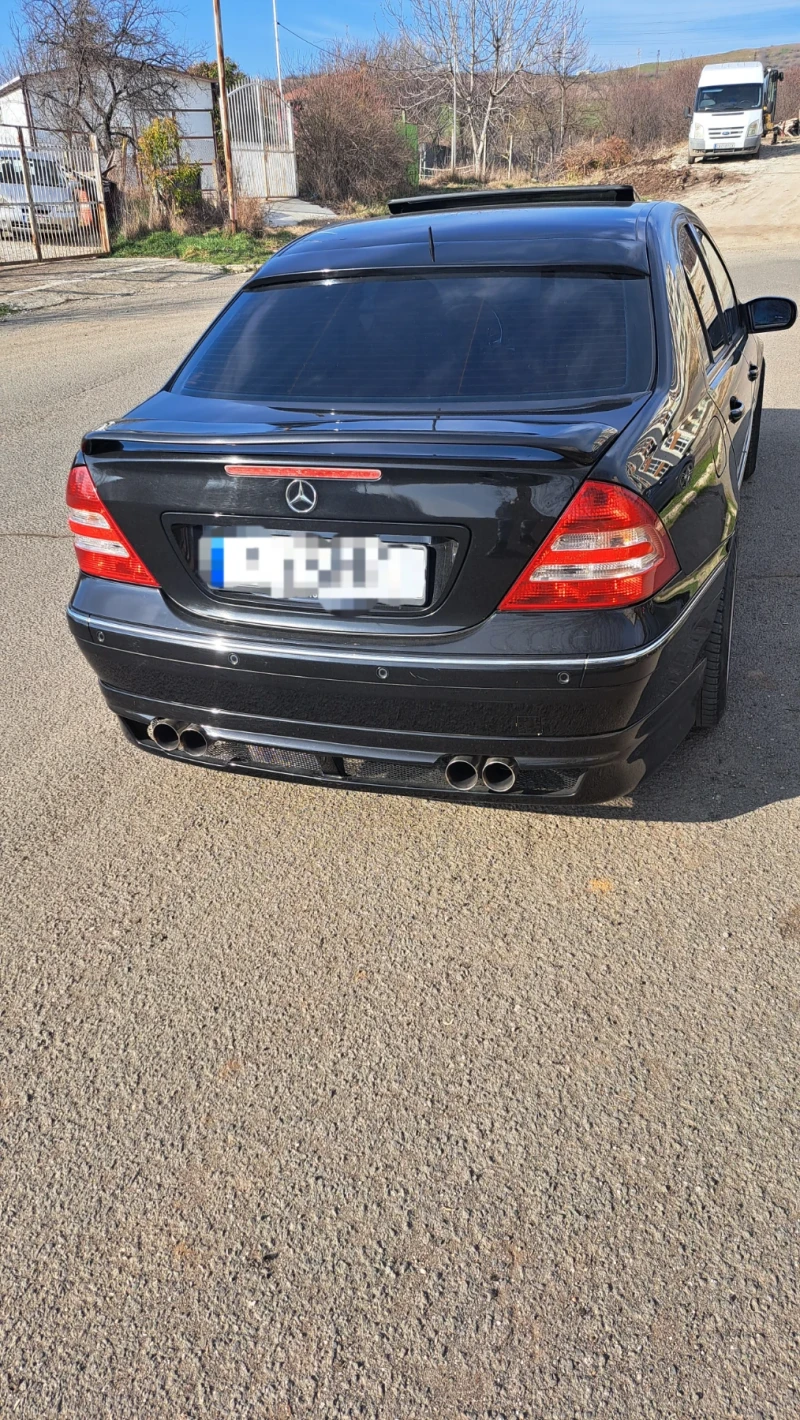 Mercedes-Benz C 320, снимка 4 - Автомобили и джипове - 48934841