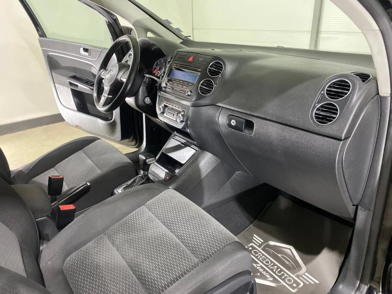 VW Golf Plus 1.6 TDI * AUTO* , снимка 9 - Автомобили и джипове - 49330557
