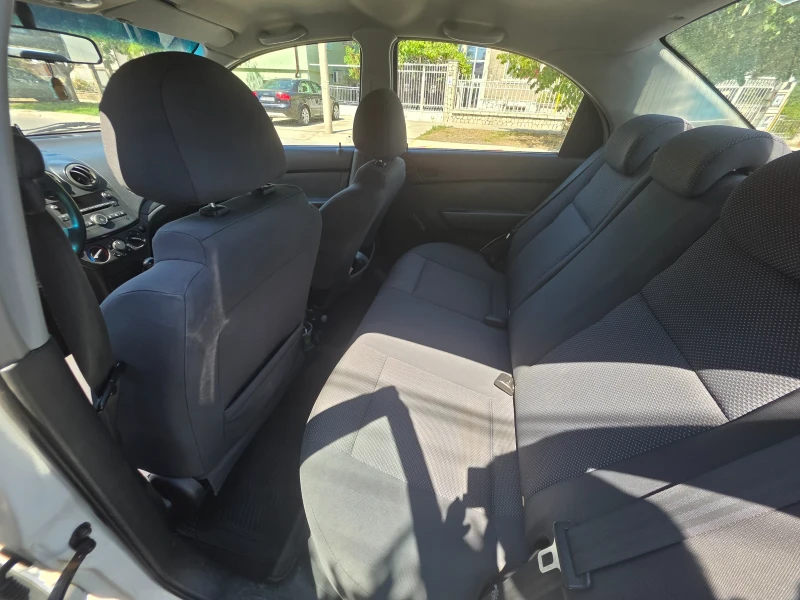 Chevrolet Aveo 1.4 газ, снимка 5 - Автомобили и джипове - 52052341