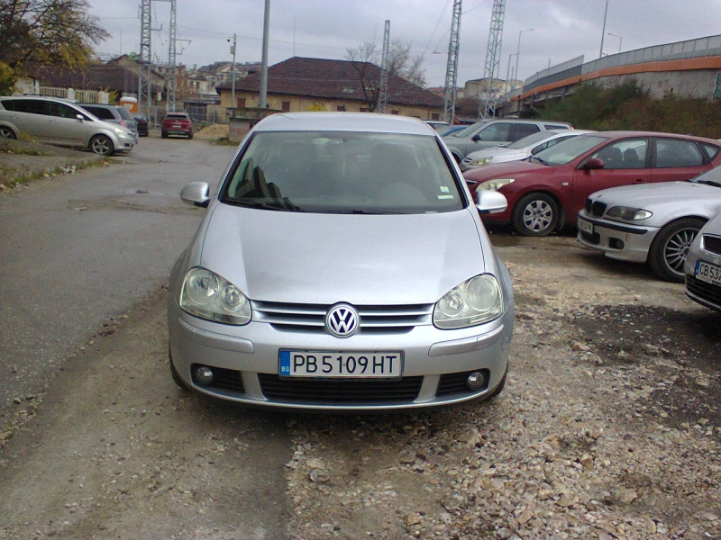 VW Golf 5 -1.4 Бенз/ГАЗ GOAL изпълнение, снимка 3 - Автомобили и джипове - 52670510