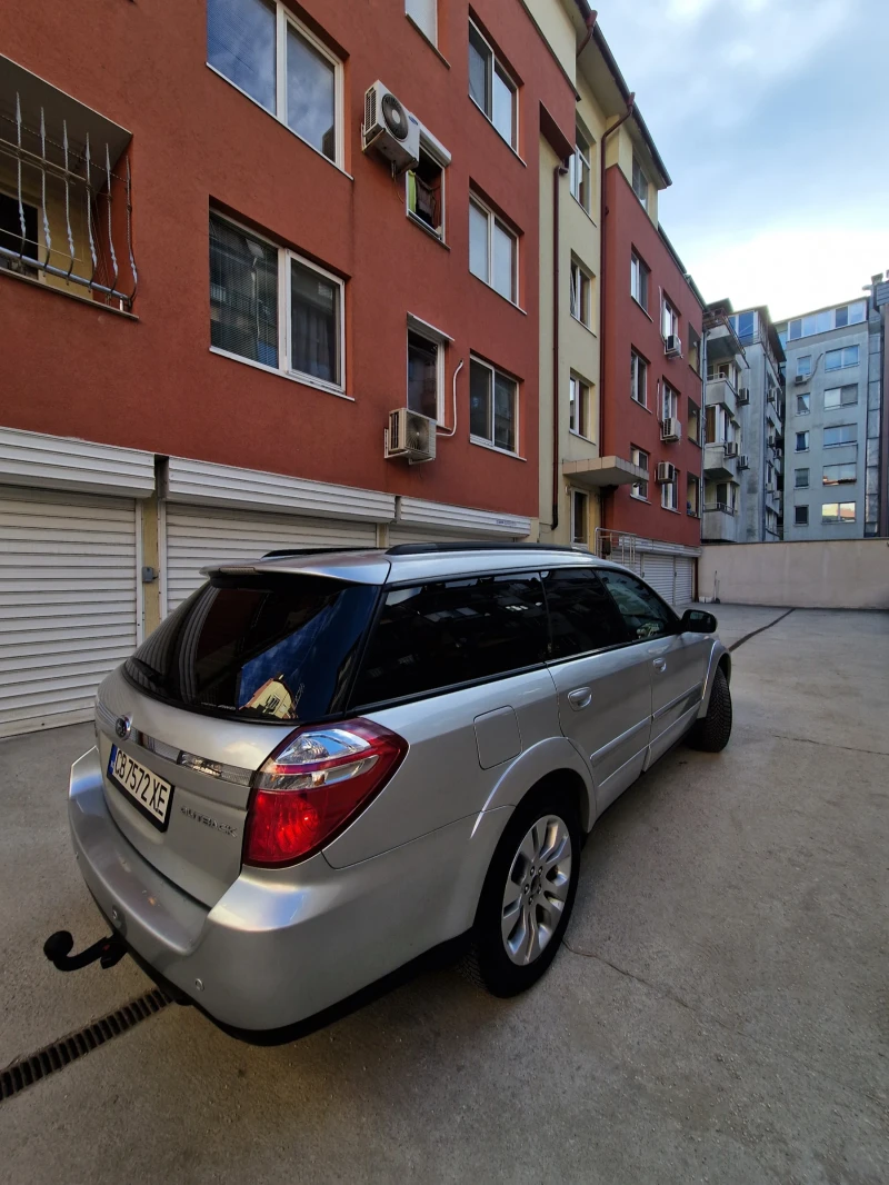 Subaru Outback, снимка 5 - Автомобили и джипове - 52955787