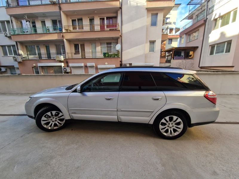 Subaru Outback, снимка 3 - Автомобили и джипове - 52955787