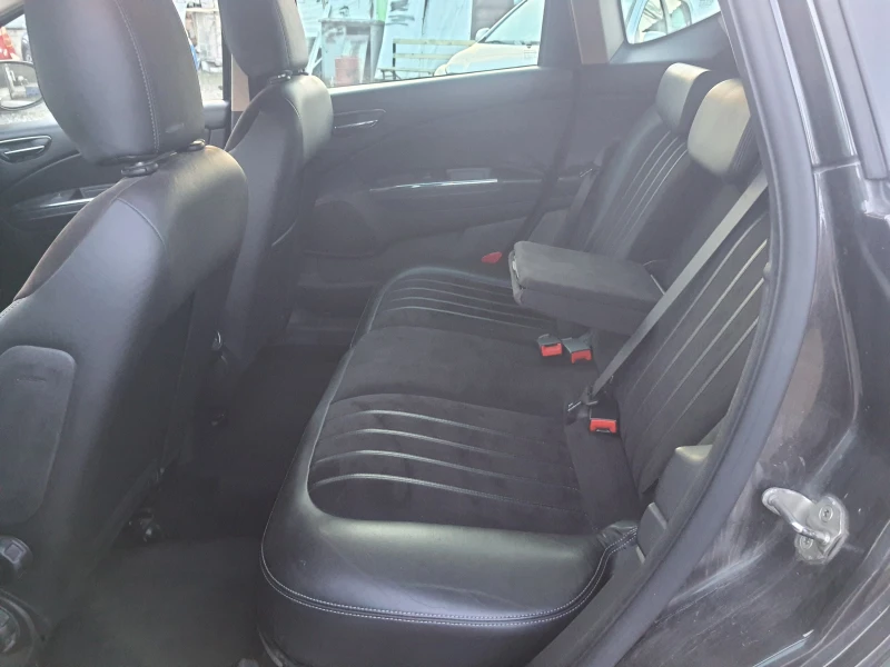 Lancia Delta 1.4LPG , снимка 13 - Автомобили и джипове - 53346120