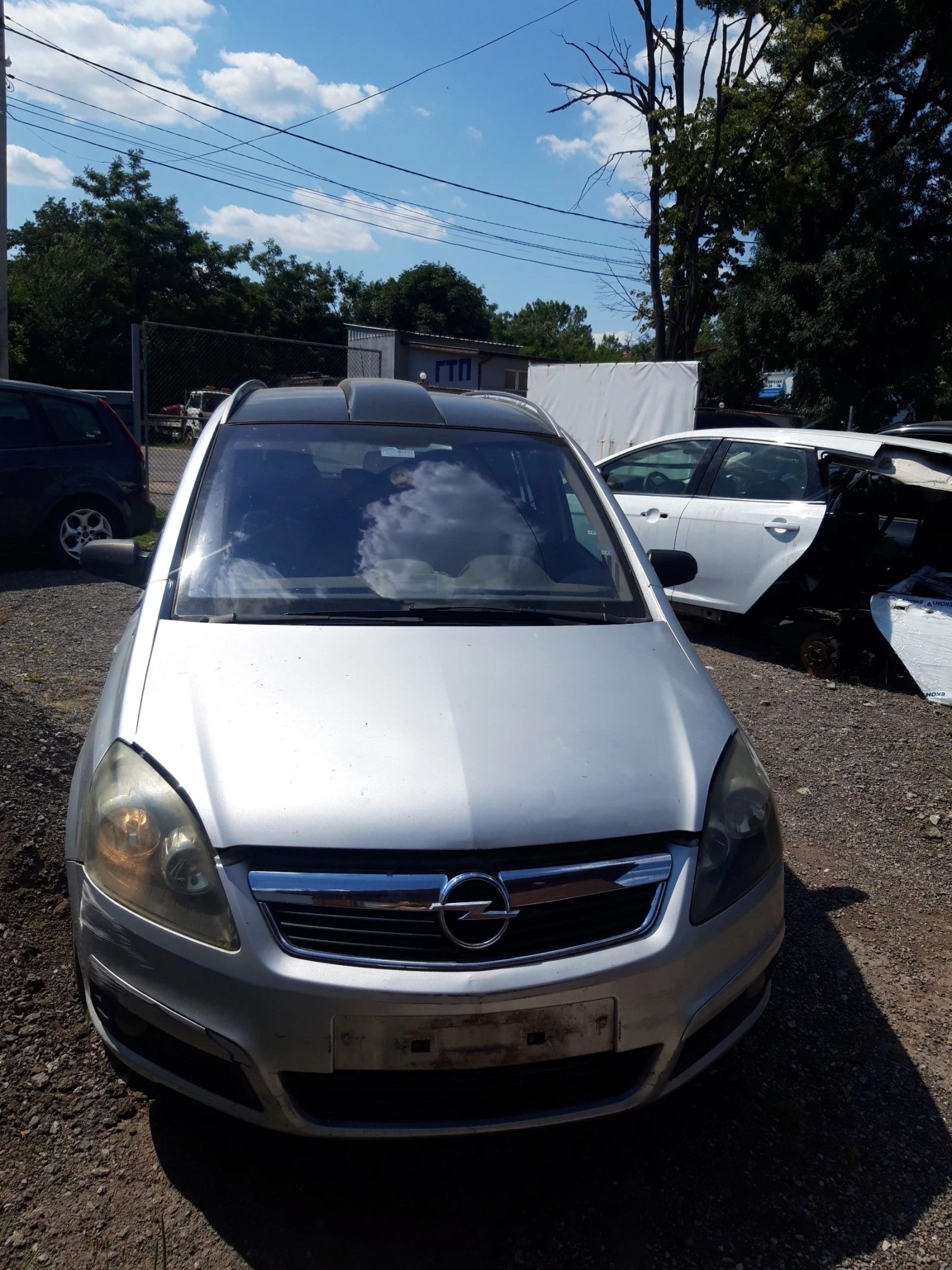 Opel Zafira 1.9cdi НА ЧАСТИ, снимка 1