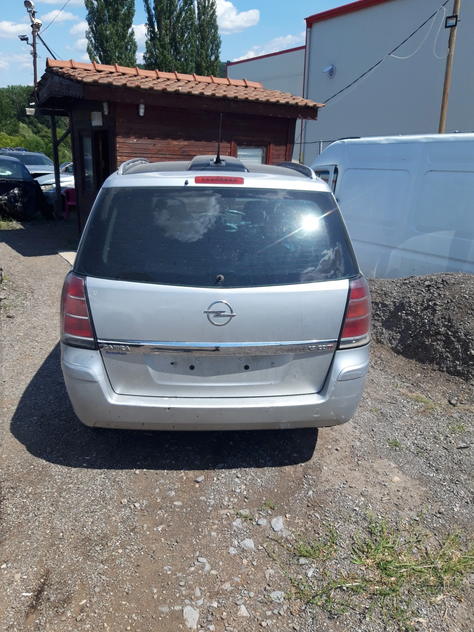 Opel Zafira 1.9cdi НА ЧАСТИ - изображение 4