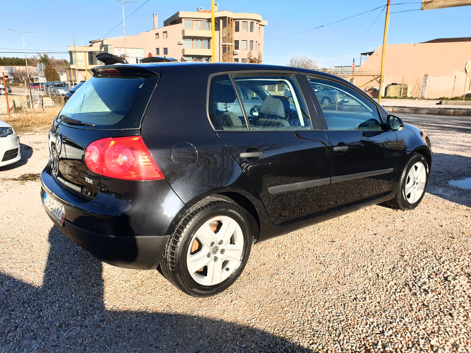 VW Golf 1.9 TDI 105k.NAVI - изображение 4