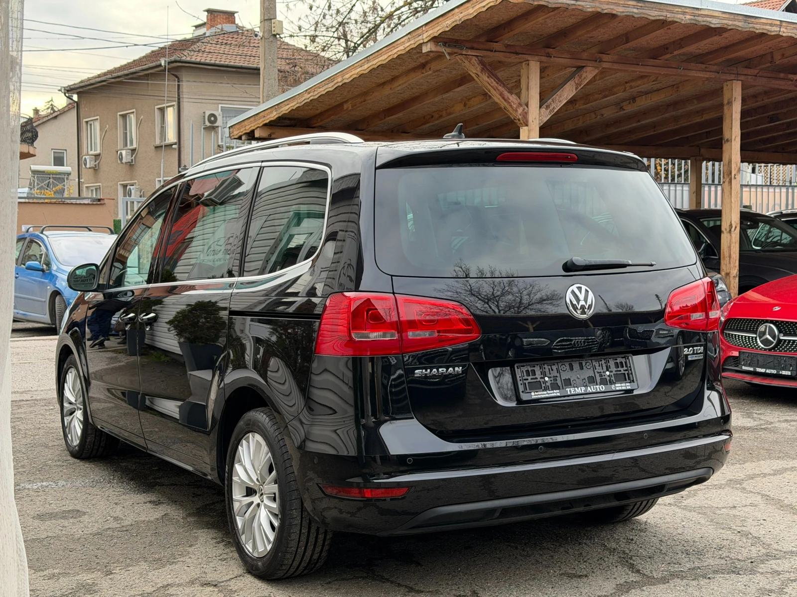 VW Sharan 2.0TDI* DSG* 170к.с* СЕРВИЗНА КНИЖКА С ПЪЛНА ИСТОР - изображение 6