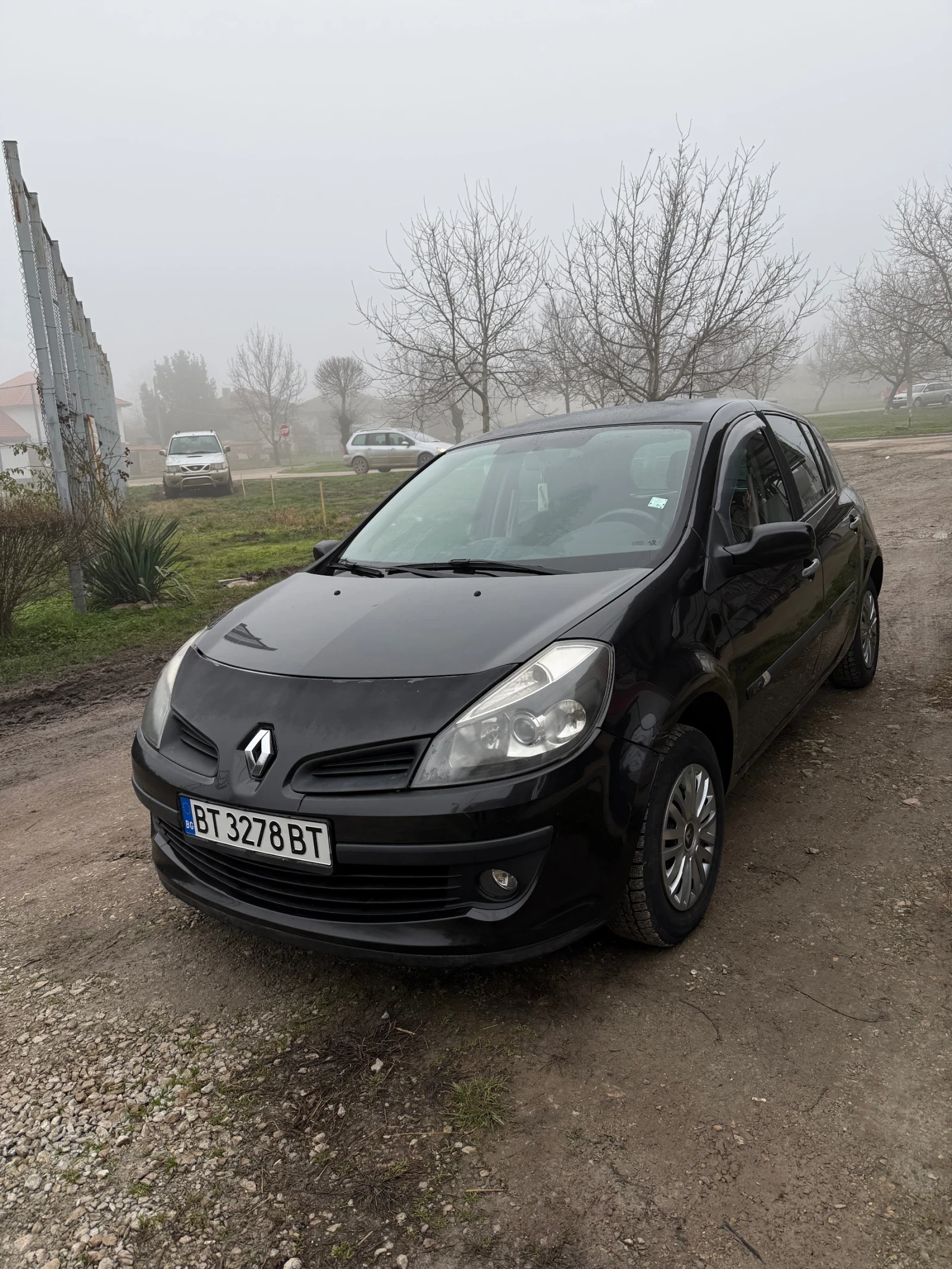 Renault Clio 1.5DCI-90к.с-Темпомат!Кожа! - изображение 2