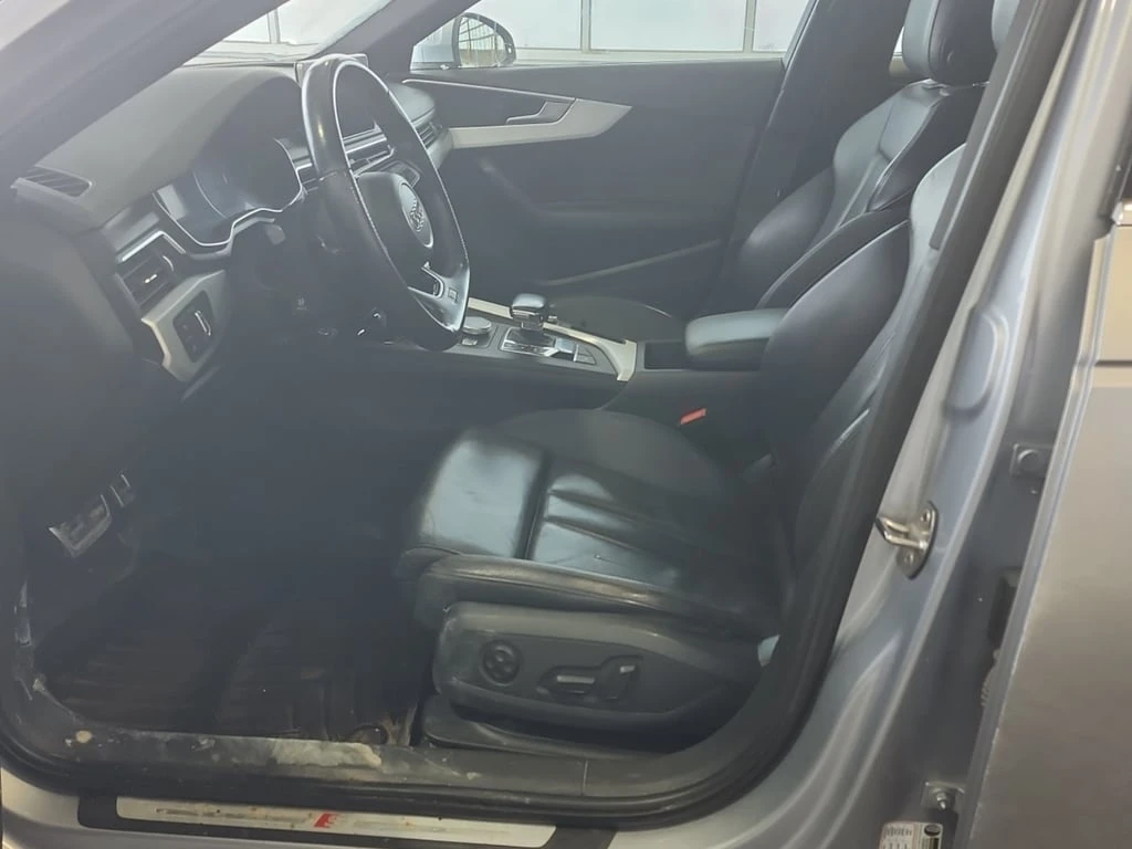 Audi A4 * PROGRESSIV * Memory* Heated Seats* Pano - изображение 5