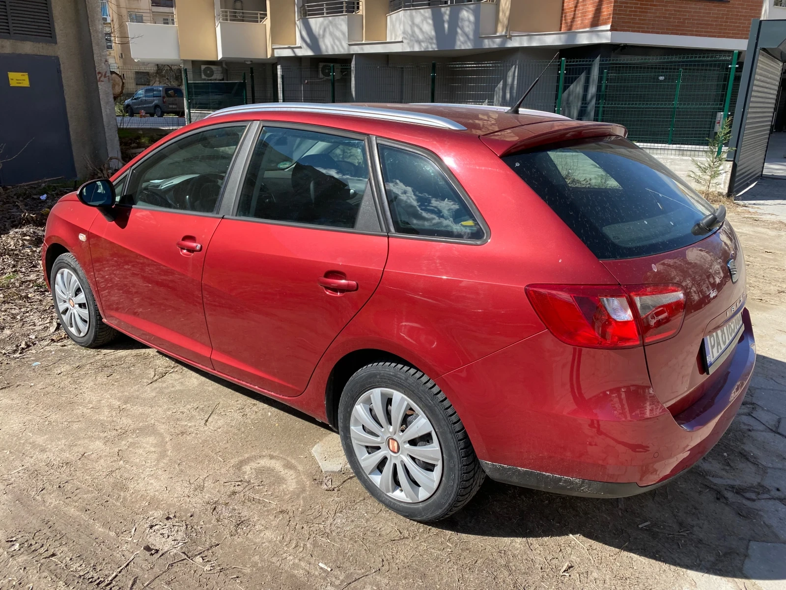 Seat Ibiza Спешно - изображение 3