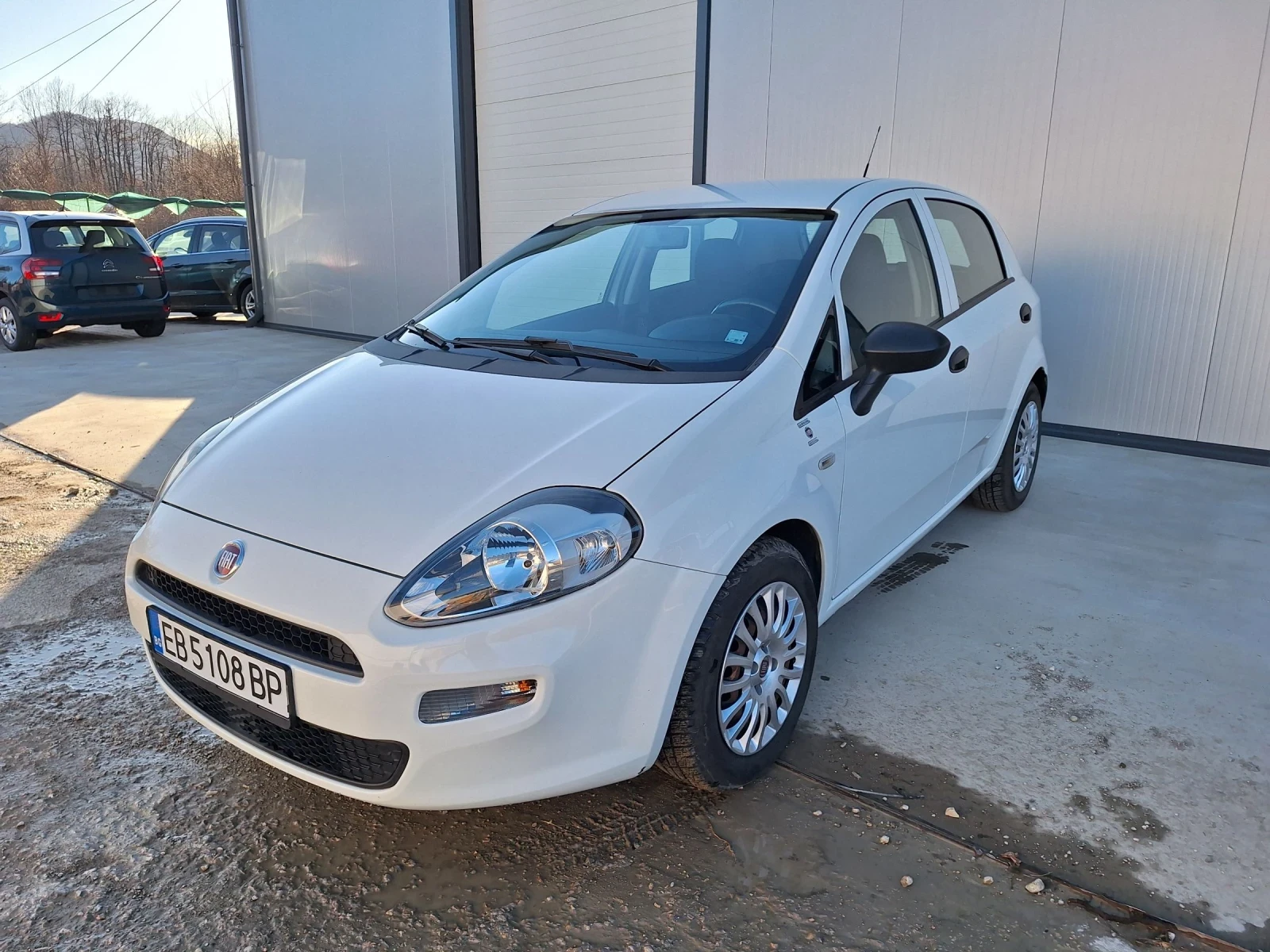 Fiat Punto 1, 3 mjet.дизел .2018 г, снимка 2 - Автомобили и джипове - 53785565