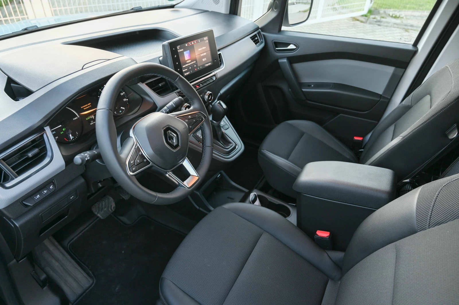 Renault Kangoo E-Tech* � ���* ������* APP* FULL | Mobile.bg � ����������� 14
