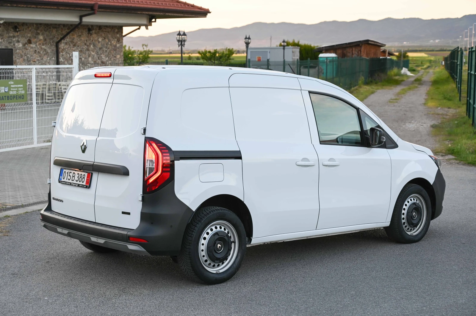 Renault Kangoo E-Tech* � ���* ������* APP* FULL | Mobile.bg � ����������� 5
