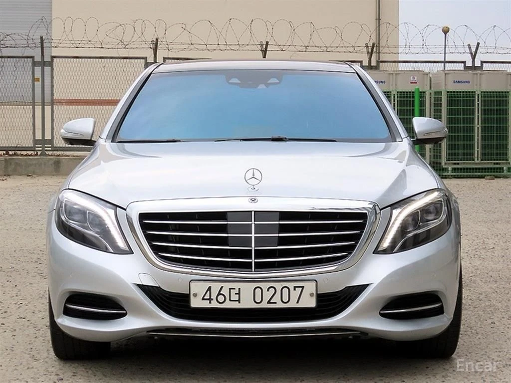 Mercedes-Benz S 350 4MATIC* ОБДУХВАНЕ* ПОДГРЕВ* МАСАЖ* 360* КАМЕРИ* , снимка 2 - Автомобили и джипове - 54511218