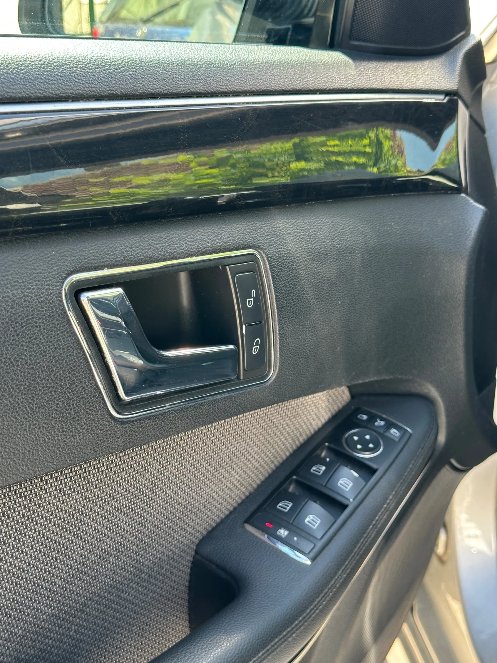Mercedes-Benz E 350 E350, снимка 9 - Автомобили и джипове - 54859999