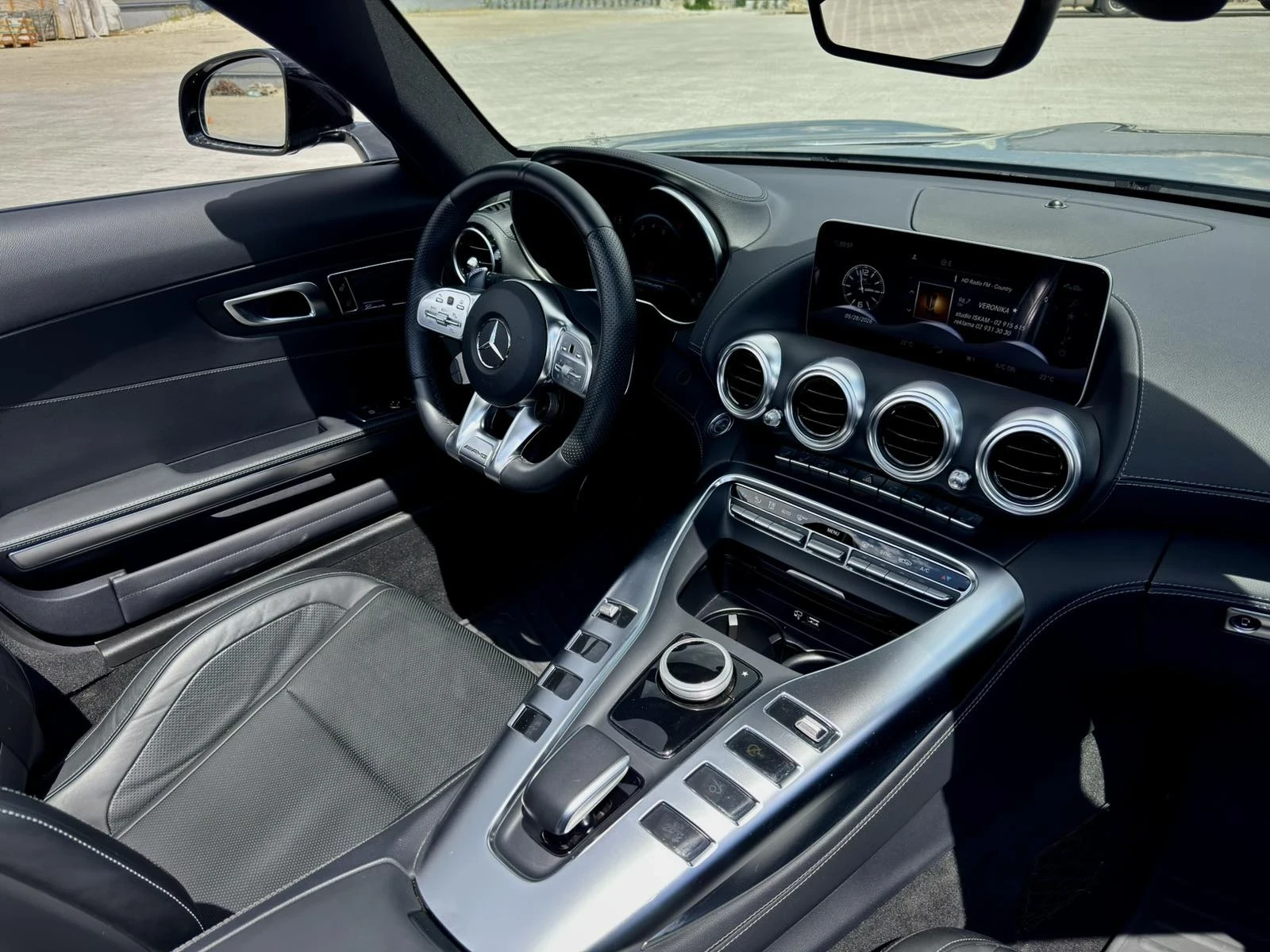 Mercedes-Benz AMG GT C 4.0 V8 Bi-Turbo LIZING, снимка 5 - Автомобили и джипове - 54768387