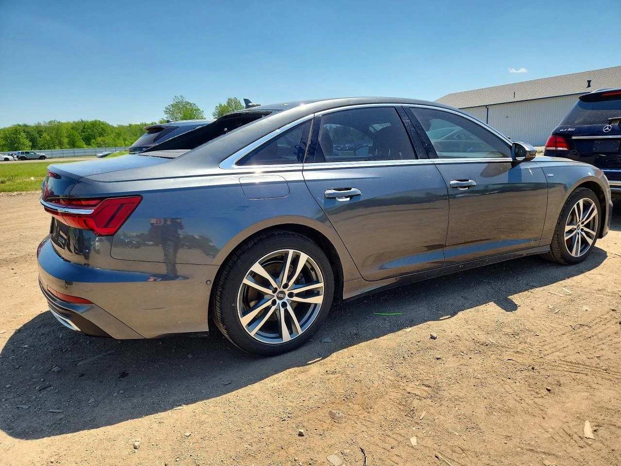 Audi A6 3.0l Premium Plus, снимка 3 - Автомобили и джипове - 54881659
