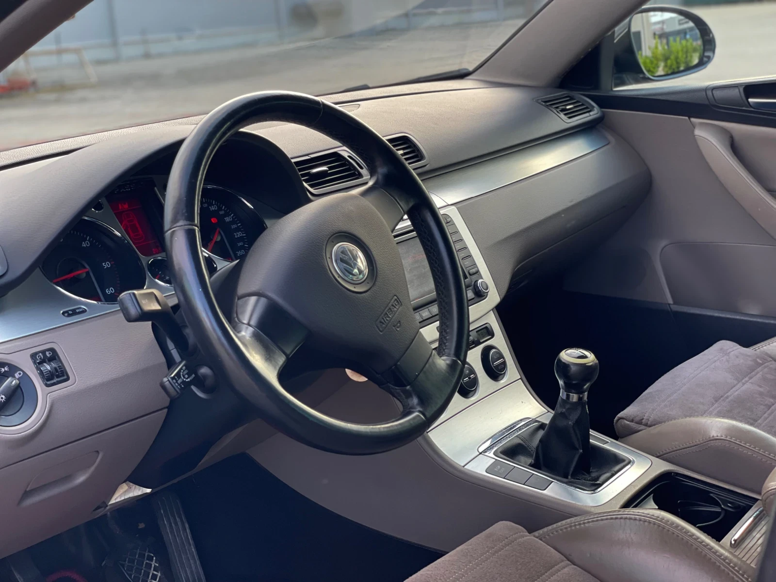 VW Passat, снимка 9 - Автомобили и джипове - 55307064