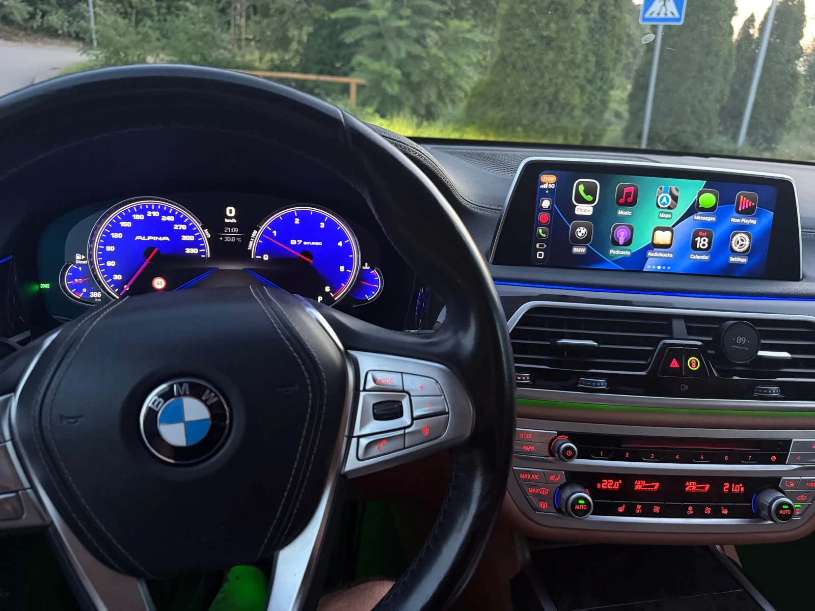 BMW 740 D xDrive, снимка 11 - Автомобили и джипове - 55344610