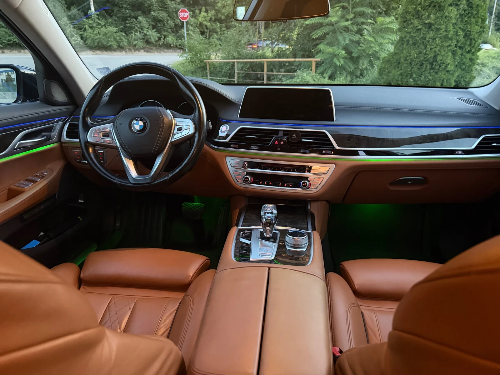 BMW 740 D xDrive, снимка 9 - Автомобили и джипове - 55344610