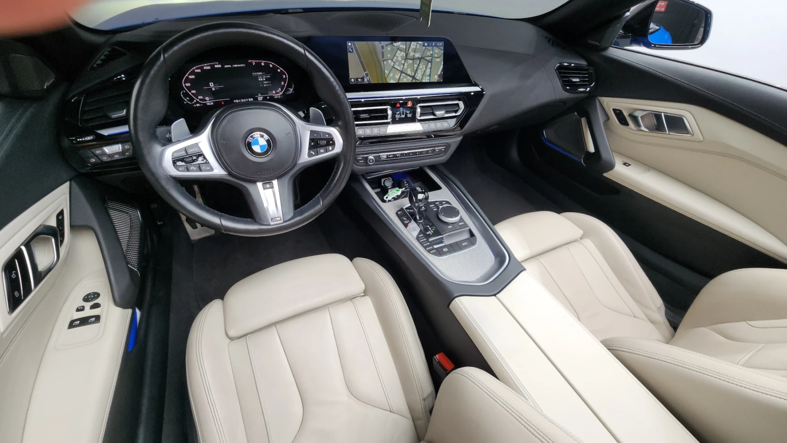 BMW Z4 M40i* HUD* BLIND SPOT* ПОДГРЕВ ВОЛАН* КРАЙНА ЦЕНА, снимка 7 - Автомобили и джипове - 55387655
