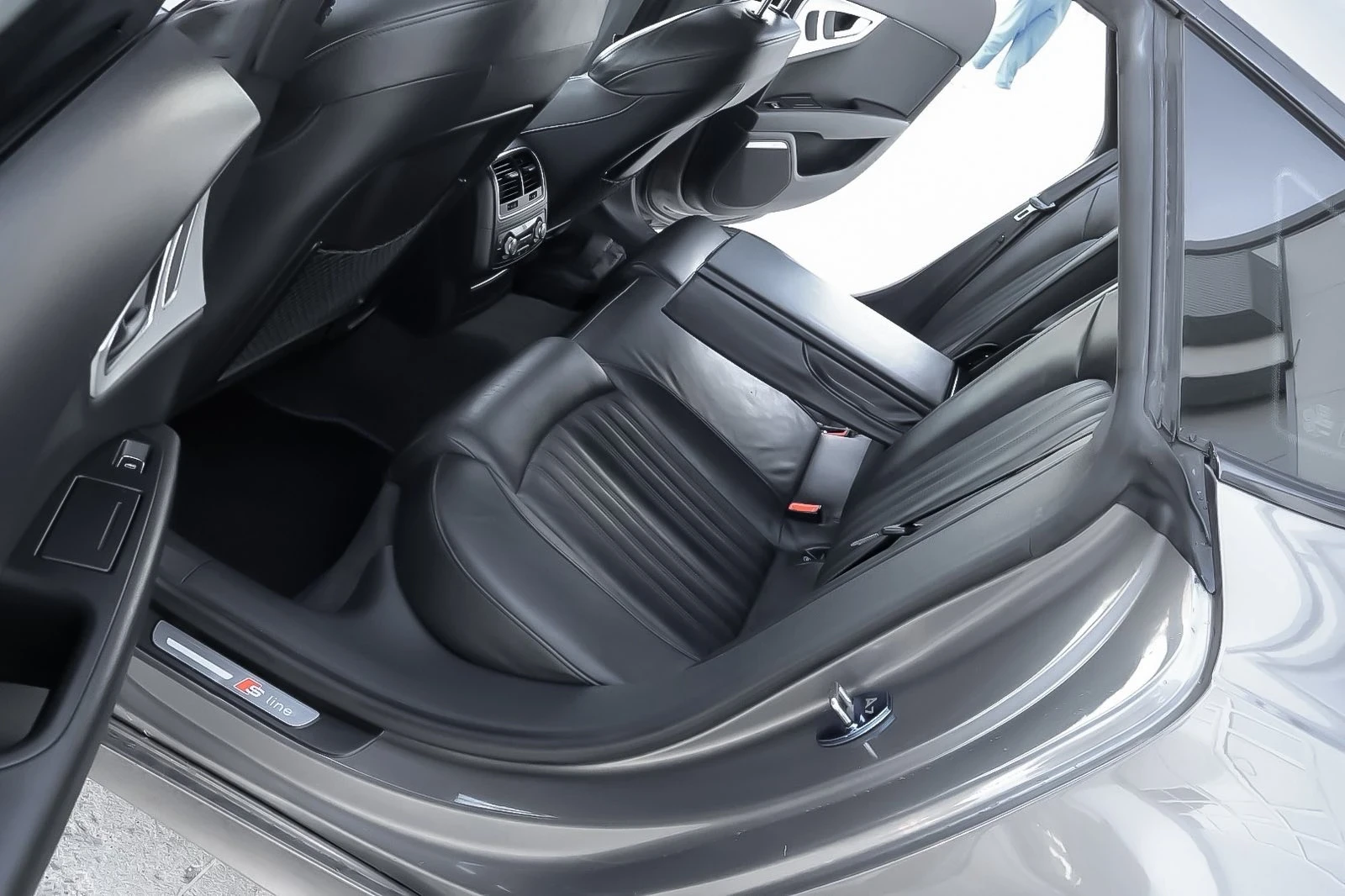Audi A7 RS-pack* DISTRONIC* BOSE* HEAD UP* , снимка 14 - Автомобили и джипове - 55779327
