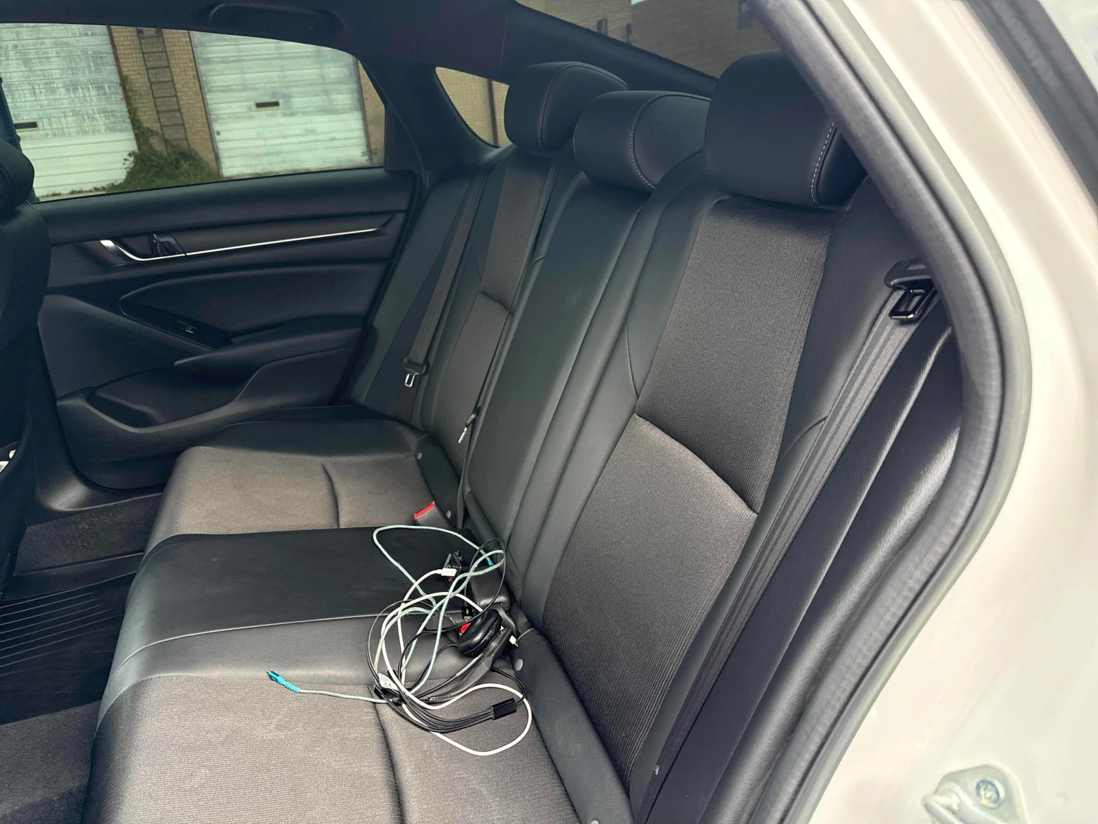 Honda Accord Sport* 1.5T* ACC* ШИБЕДАХ* КАМЕРА* ПОДГРЕВ, снимка 15 - Автомобили и джипове - 56165674