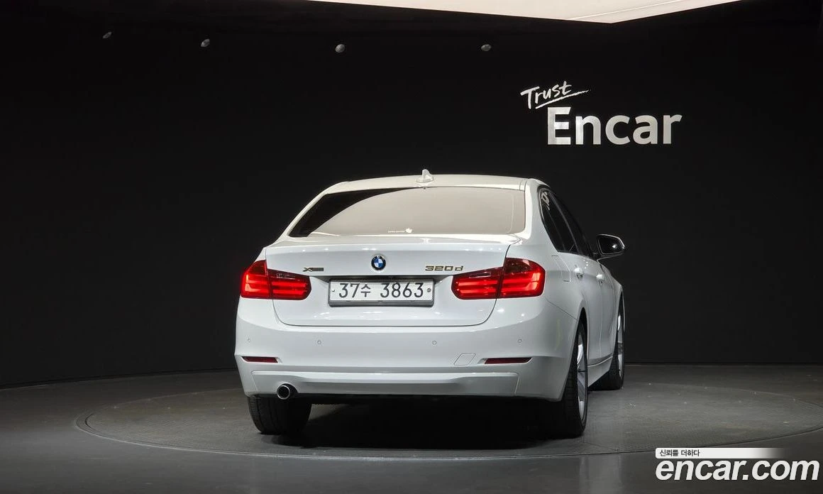 BMW 320 320d xDrive, снимка 4 - Автомобили и джипове - 56418964