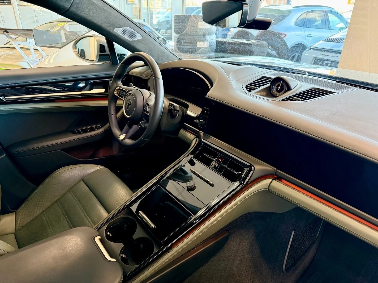 Porsche Panamera TURBO S E-HYBRID/ SPORT CHRONO/ CERAMIC / MATRIX / | Mobile.bg � ����������� 14