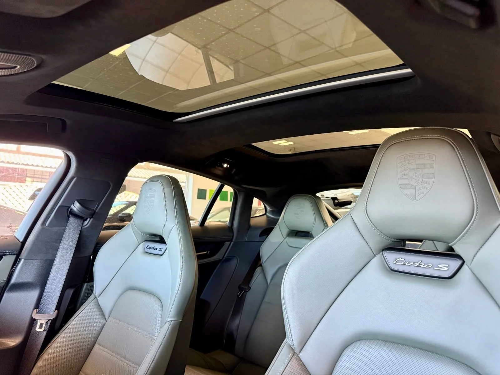 Porsche Panamera TURBO S E-HYBRID/ SPORT CHRONO/ CERAMIC / MATRIX / | Mobile.bg � ����������� 8
