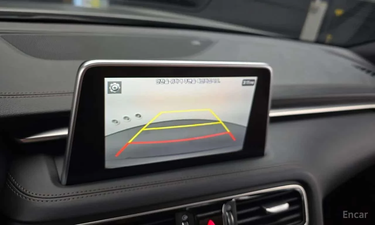 Genesis G70 * 2.0T AWD * ЦЕНА ДО БГ, снимка 9 - Автомобили и джипове - 56723635
