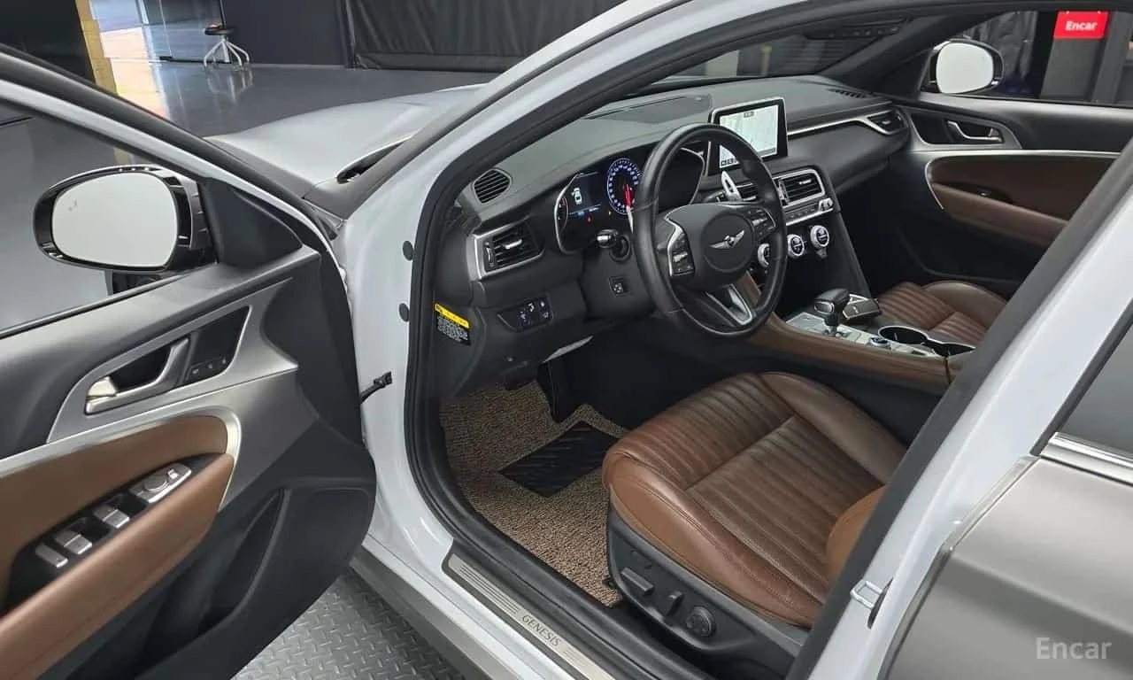 Genesis G70 * 2.0T AWD * ЦЕНА ДО БГ, снимка 12 - Автомобили и джипове - 56723635
