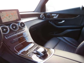 Mercedes-Benz GLC AMG w/ Navi CarPlay Sunroof * No Accident, снимка 12