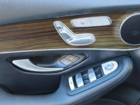 Mercedes-Benz GLC AMG w/ Navi CarPlay Sunroof * No Accident, снимка 11