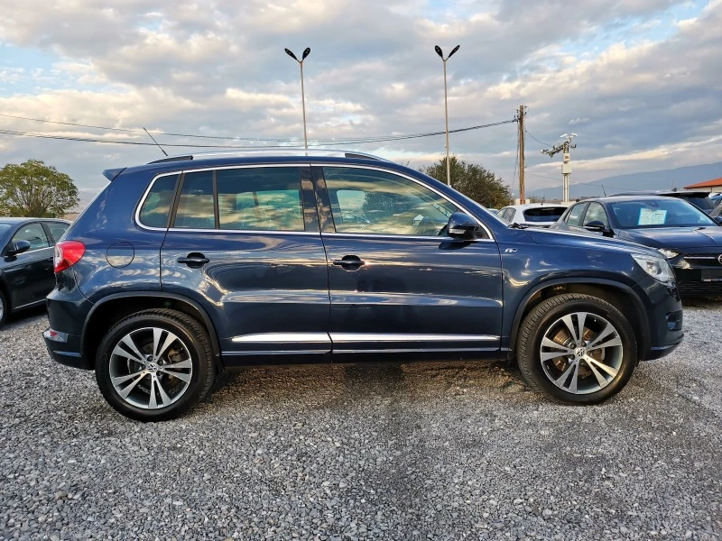 VW Tiguan 2.0TDI 140 A 4x4 R-Line, снимка 2 - Автомобили и джипове - 46354881