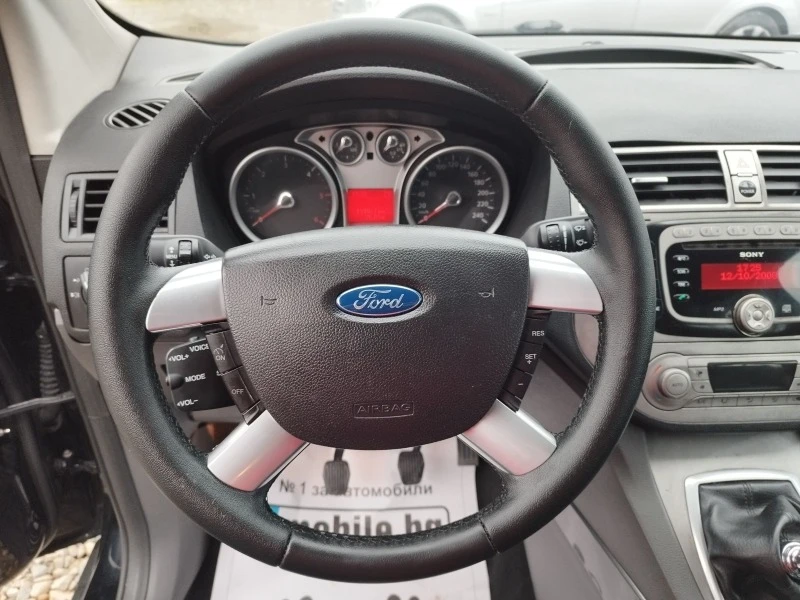 Ford Kuga 2.0 TDCI 4X4, снимка 11 - Автомобили и джипове - 43286031