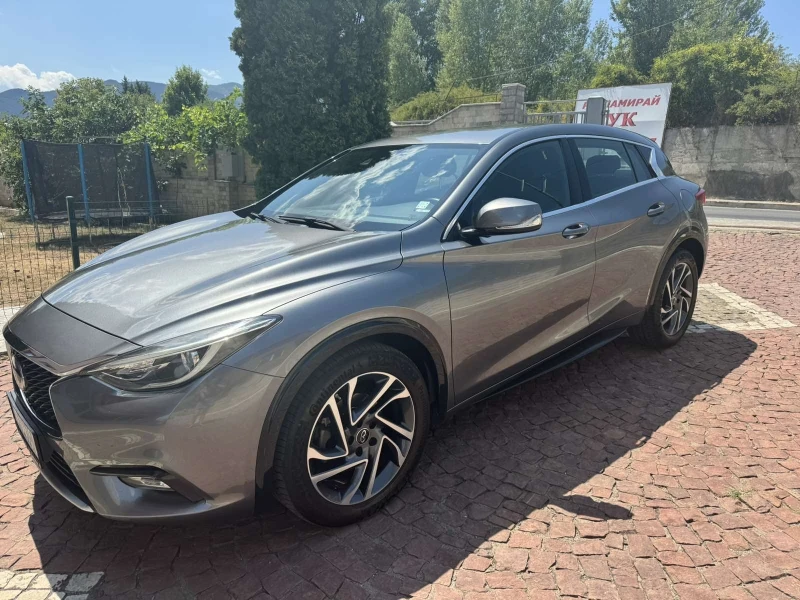 Infiniti Q30, снимка 1 - Автомобили и джипове - 46856014