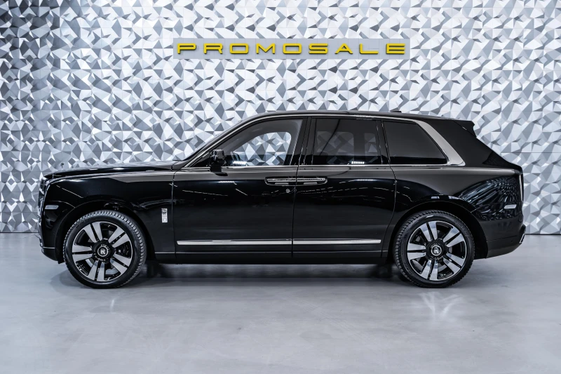 Rolls-Royce Cullinan TV* Маси* Хладилник, снимка 3 - Автомобили и джипове - 49538383