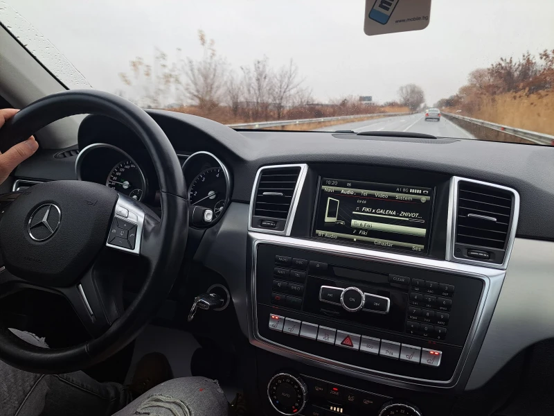 Mercedes-Benz ML 350, снимка 2 - Автомобили и джипове - 52621147