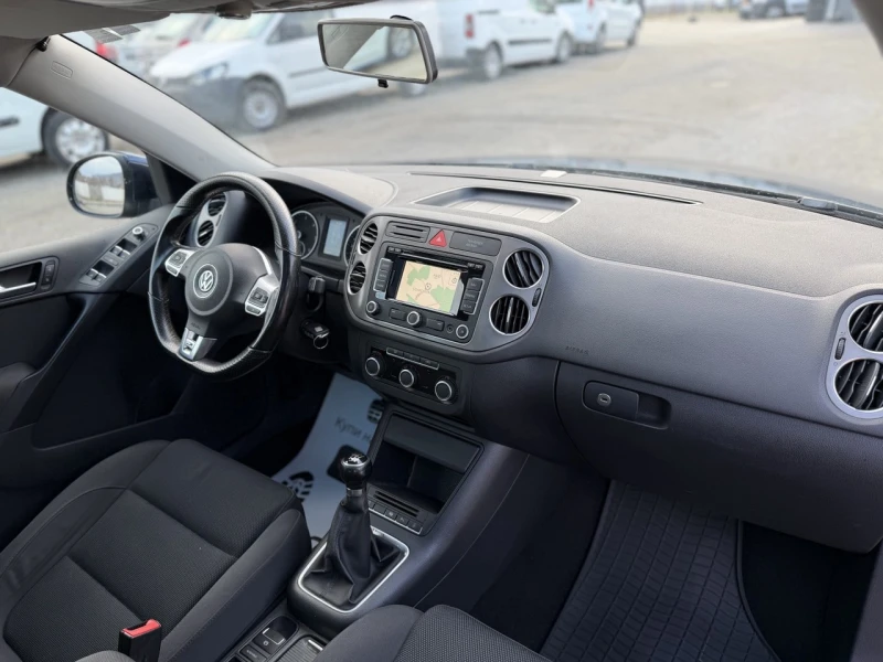 VW Tiguan 2.0TDI R-LINE 4x4 -10%, снимка 13 - Автомобили и джипове - 52967524