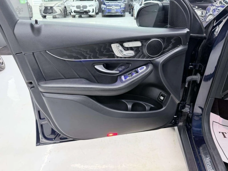 Mercedes-Benz GLC * GLC300 4M * CARFAX * ЦЕНА ДО БГ, снимка 6 - Автомобили и джипове - 53100262